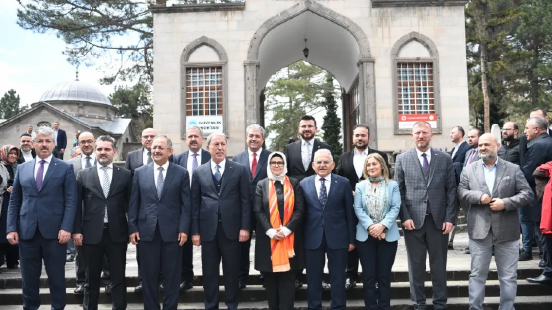 AK Parti seçim startını verdi