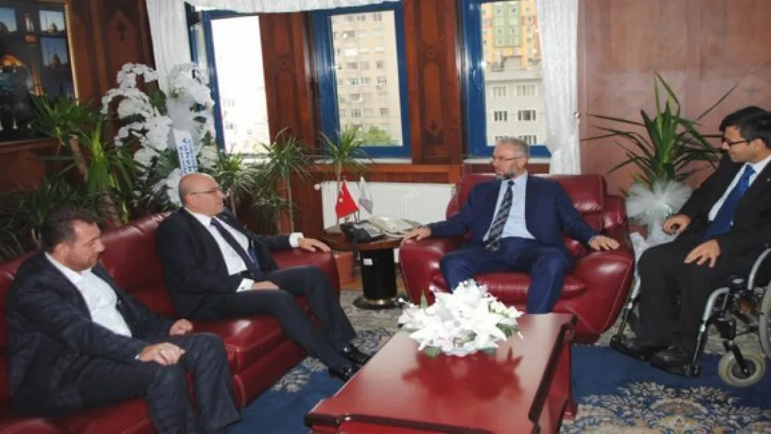 AK Parti'den, Güven'e hayırlı olsun ziyareti
