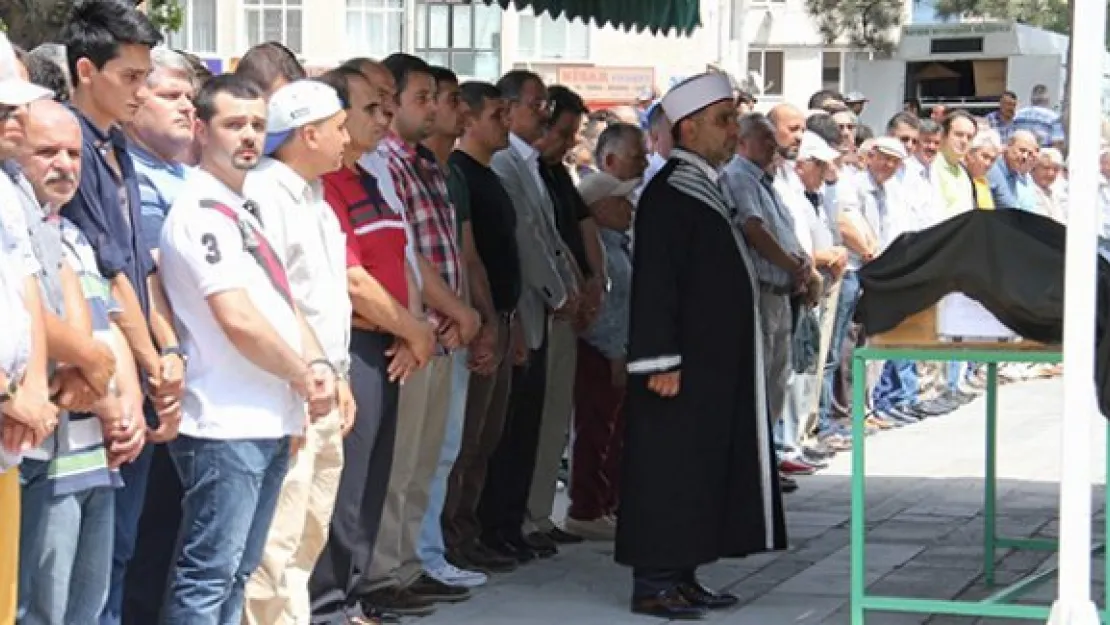 Almanya'da öldü, Kayseri'de toprağa verildi