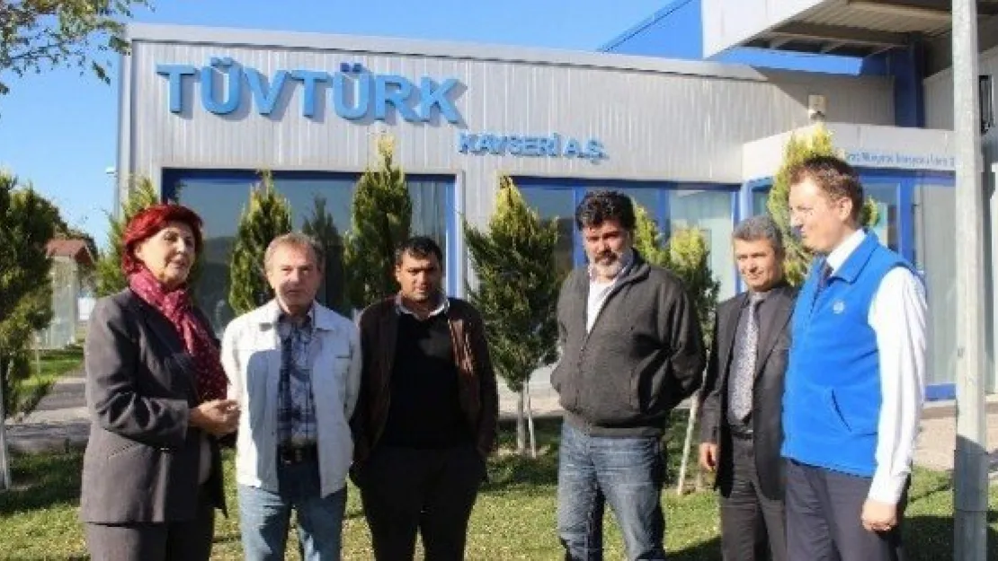 Araç Muayenesinde 100 Tl'lik Borç 18 Tl'ye Kadar İniyor 