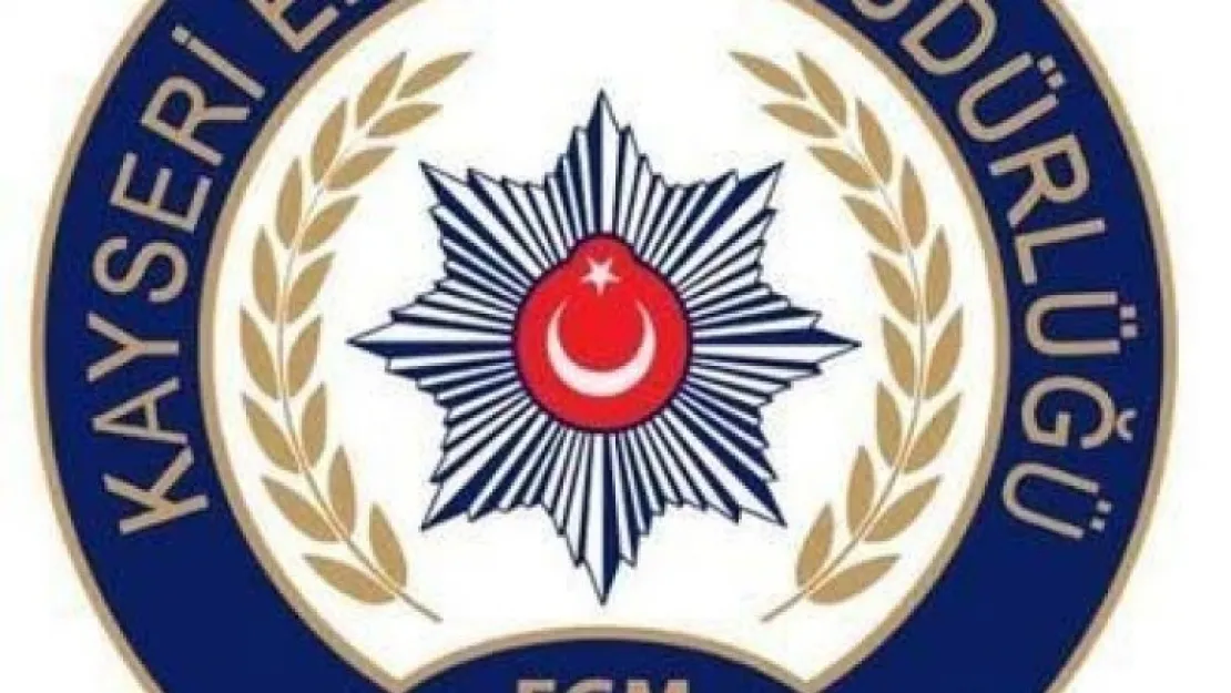 Aranan şahıslar polisten kaçamadı