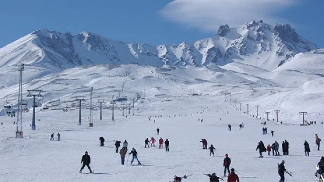 Avrupa Snowboard Şampiyonası Erciyes'te