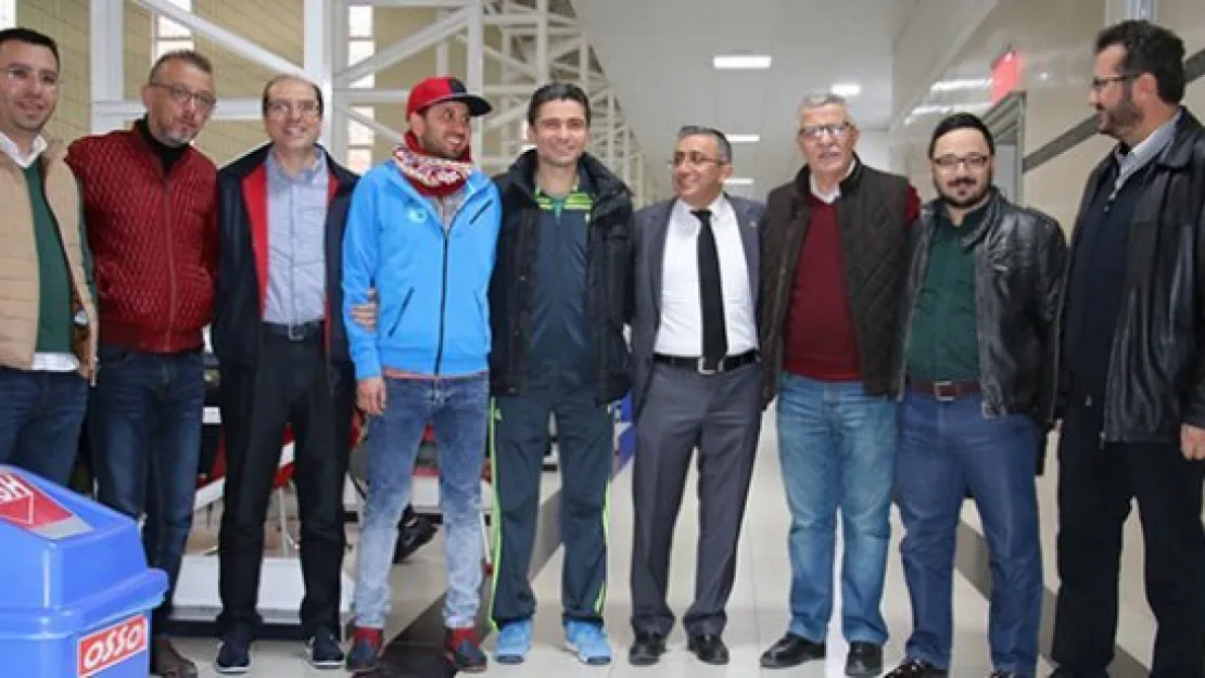 Avukatlar futbol turnuvasında buluştu