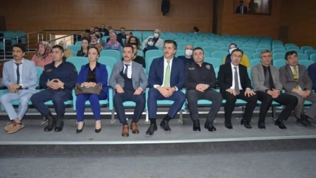 Bağımlılıkla Mücadele Çalıştayı düzenlendi