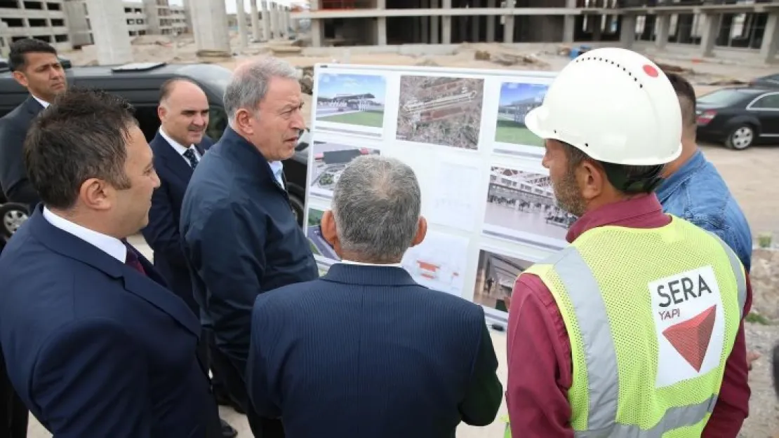 Bakan Akar ile Başkan Büyükkılıç'tan eni havalimanı incelemesi