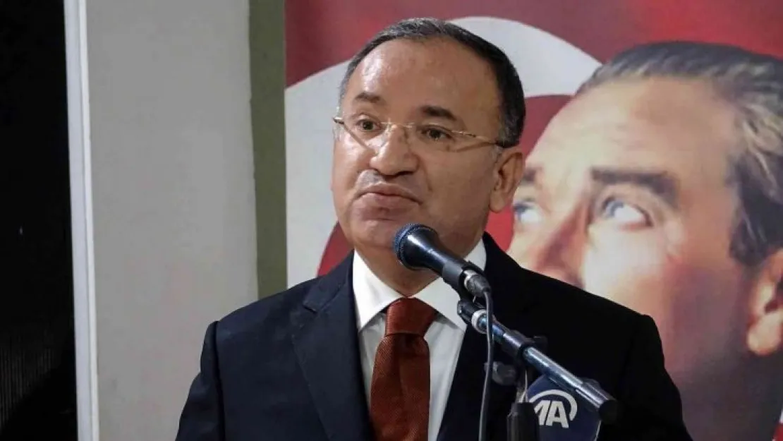 Bakan Bozdağ: 'Herkesin tercihine uygun yaşam tarzına saygı duyacaksınız'