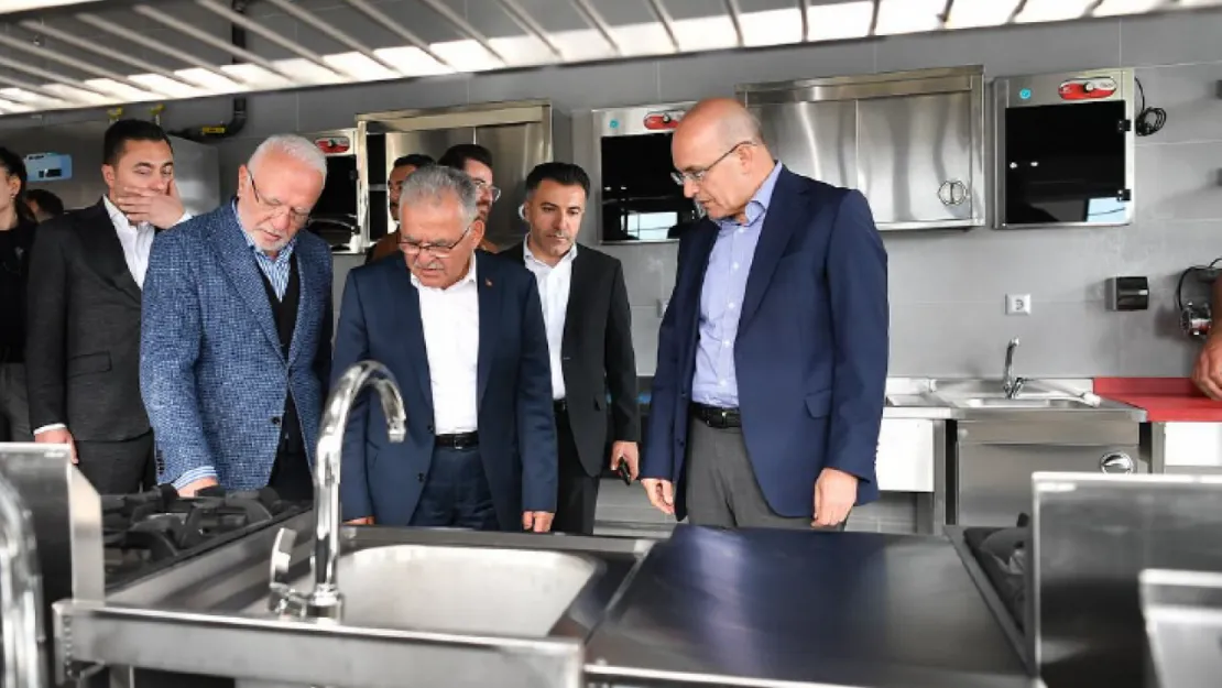 Bakan Şimşek, Kayseri'de Mutfak Sanatları Merkezi'ni Ziyaret Etti