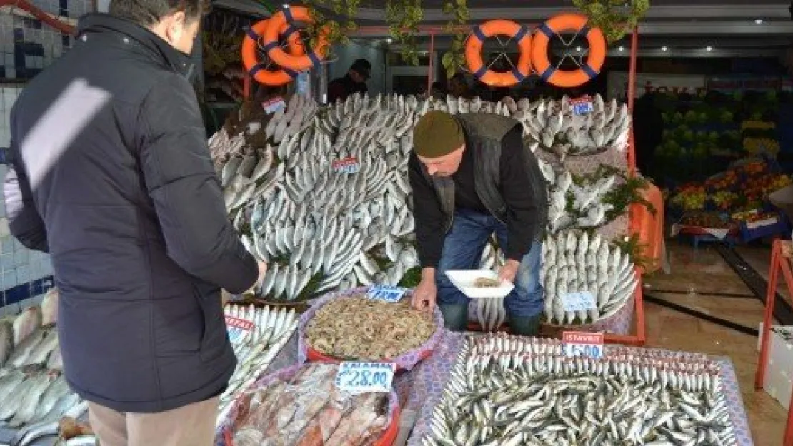 Balık Satışları Esnafı Sevindirdi