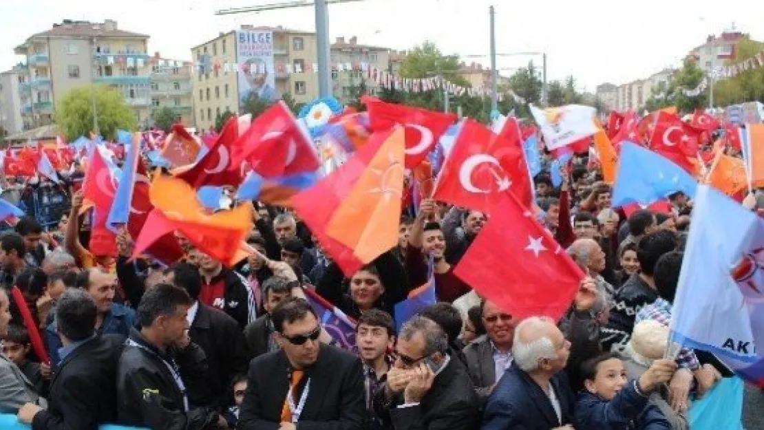 Davutoğlu: Kobani eylemleri öz güvene saldırıdır