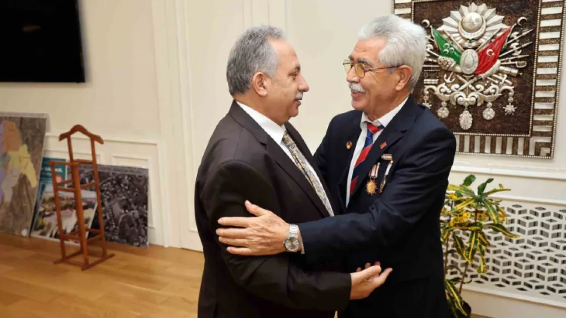 Başkan Balcı: 'Kayseri - Girne hattıyla bizleri onore ettiniz'