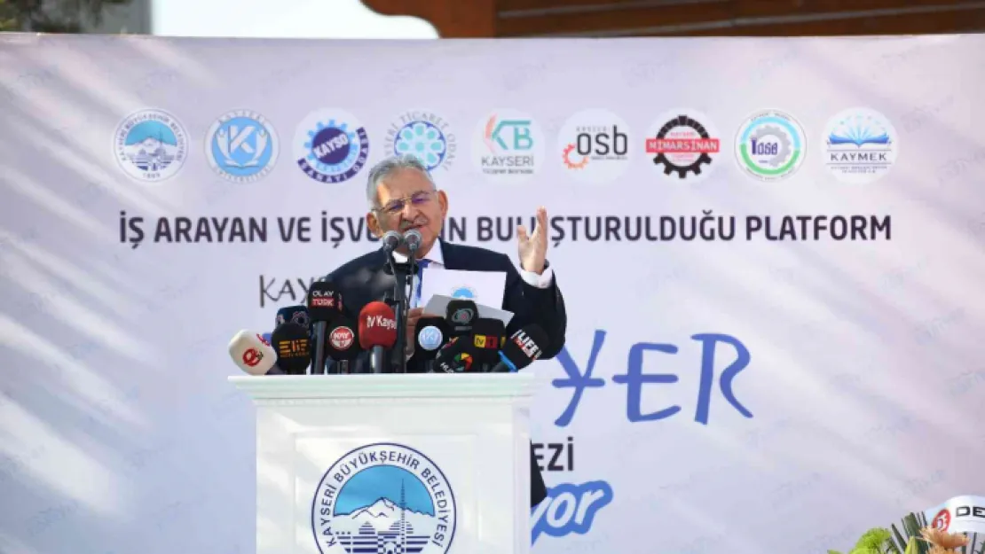 Başkan Büyükkılıç: 'İşverenle iş arayanı buluşturduk, 2 bin 176 kişiye iş imkânı sunduk'