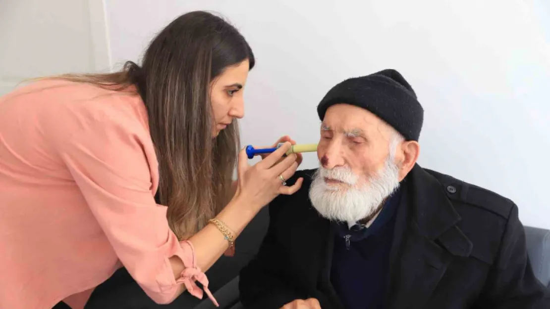 Başkan Büyükkılıç, 97 yaşındaki uluçınarın talebini yerine getirdi