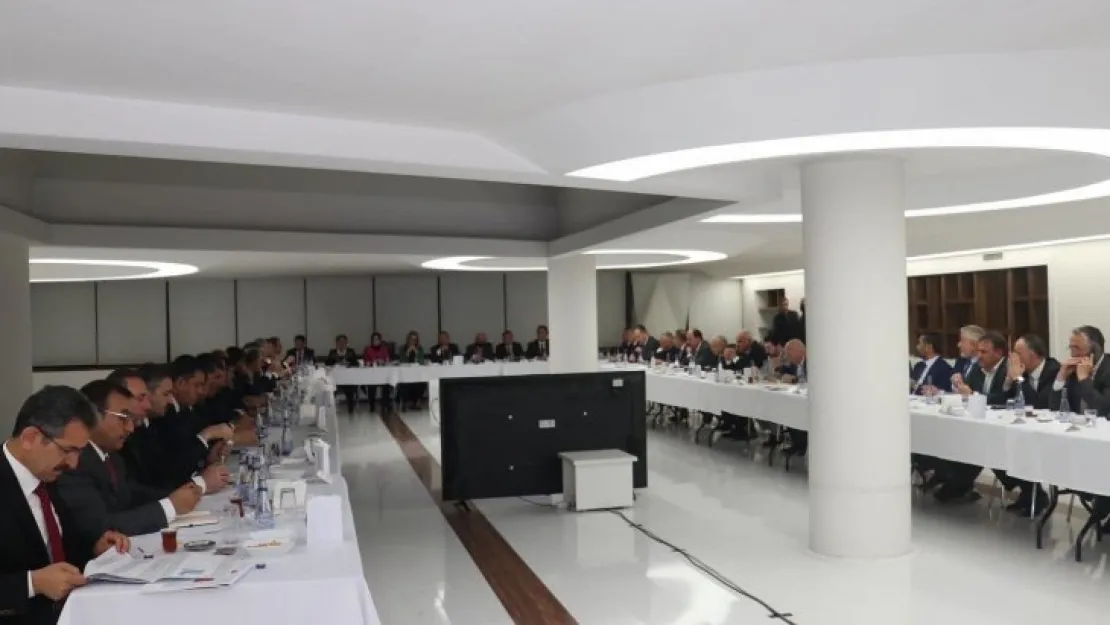 Başkan Büyükkılıç, Ankara'da istişare toplantısına katıldı