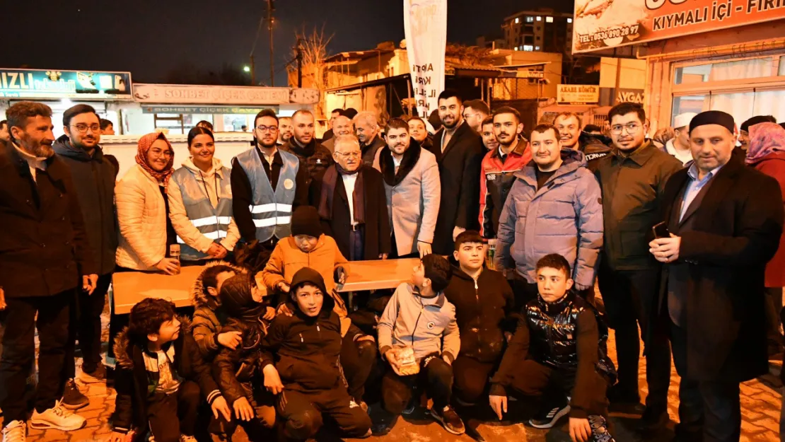 Başkan Büyükkılıç, çocuklarla Ramazan coşkusunu paylaştı