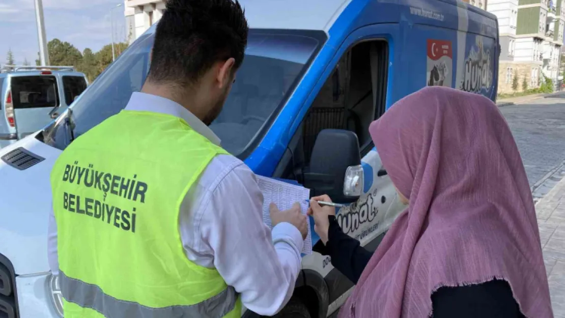 Başkan Büyükkılıç'ın talimatıyla süt dağıtımı başladı