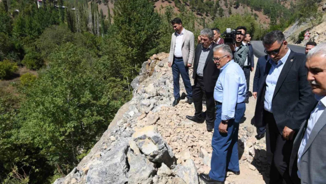 Kapuzbaşı yolunda sıcak asfalt çalışmaları devam ediyor