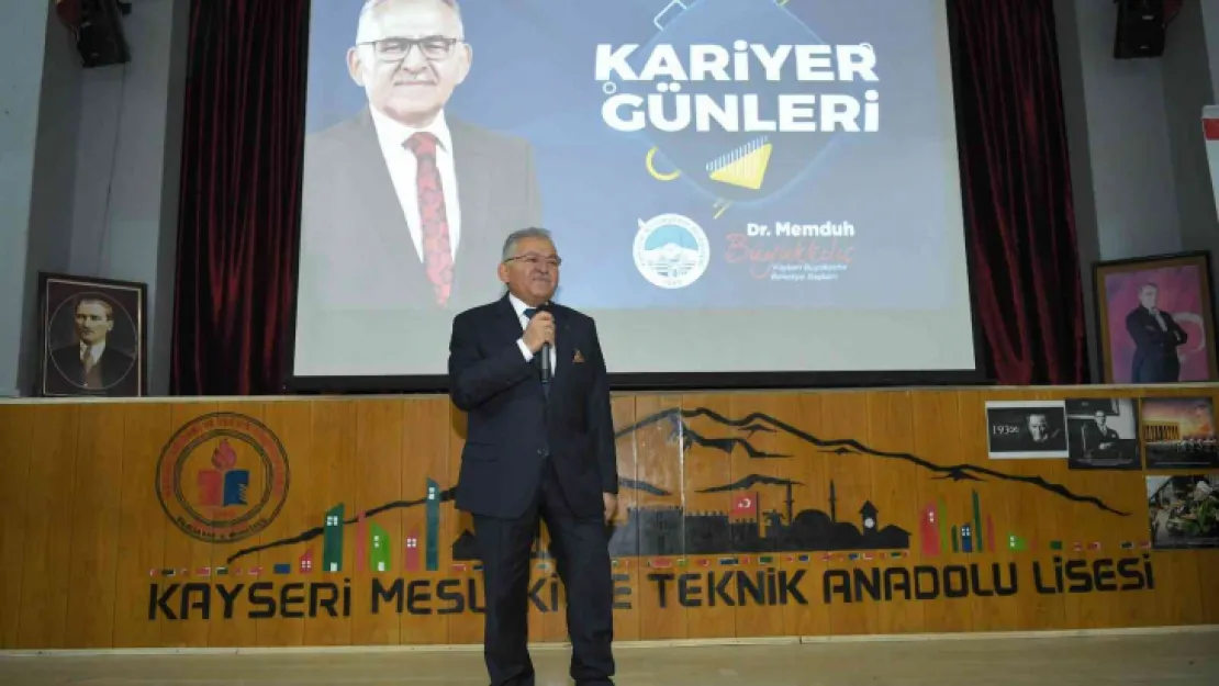 Başkan Büyükkılıç, Kariyer Günleri'ne devam ediyor