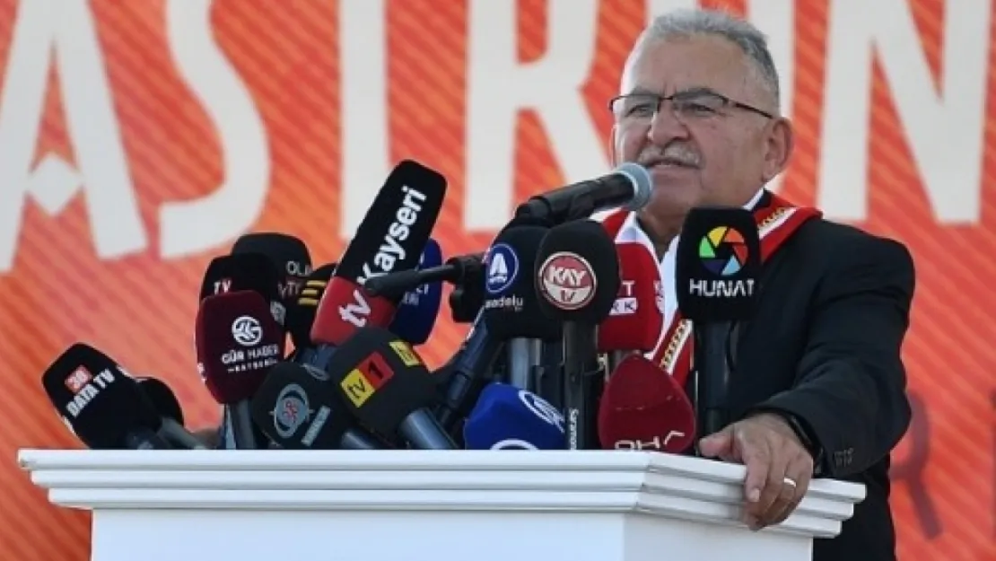 Başkan Büyükkılıç: 'Sucuk dağıttık. Ama yemediğimiz dayak kalmadı'