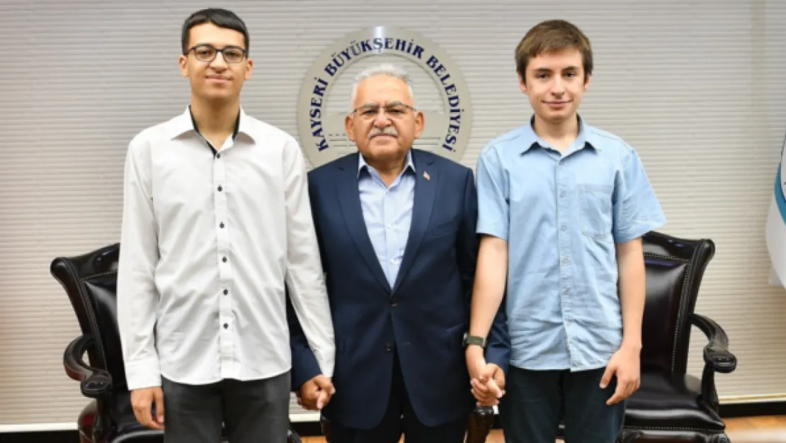 Başkan Büyükkılıç'tan Derece Yapan İmam Hatiplilere Tebrik