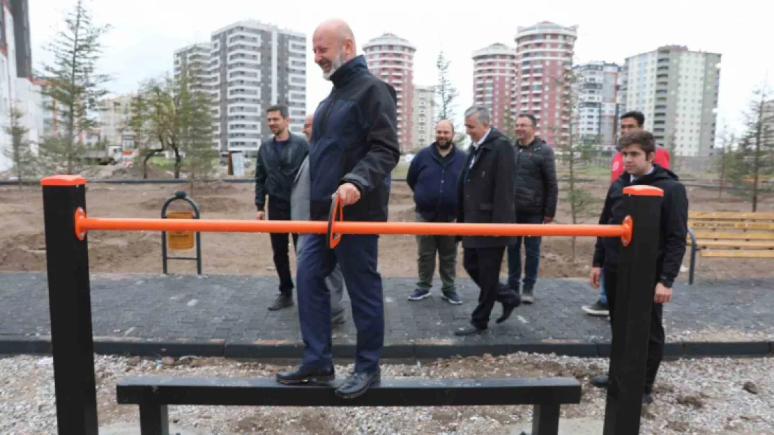 Başkan Çolakbayrakdar 'Seyrani 'deki yeni parklar, cıvıl cıvıl çocuk sesleriyle şenlenecek'