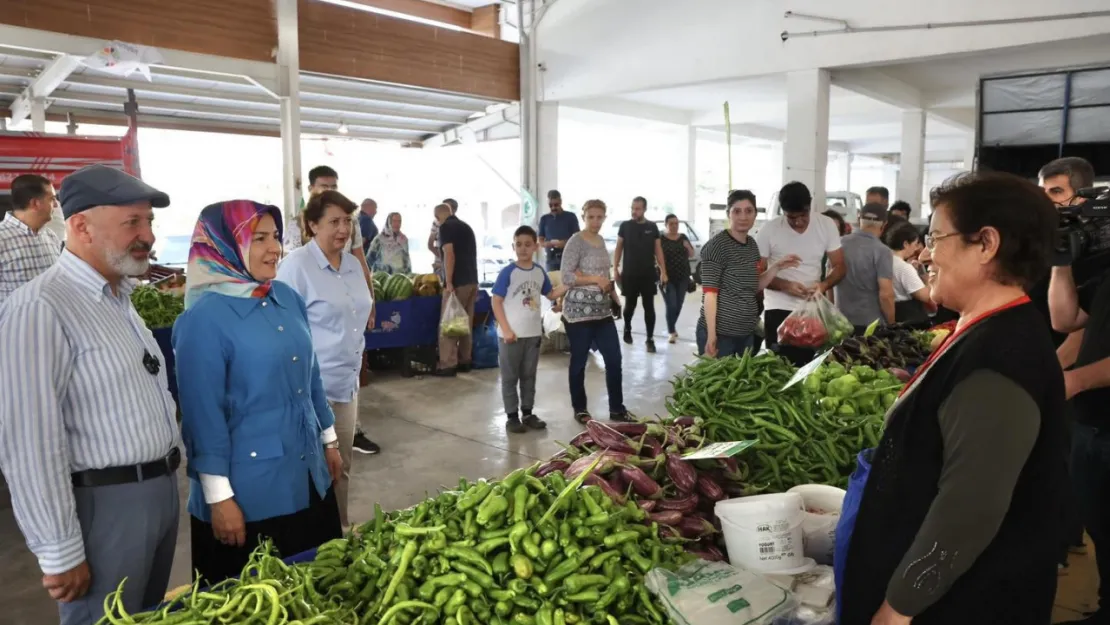 Başkan Çolakbayrakdar: 'Yüzde 100 ekolojik pazar, Türkiye'ye model oldu'