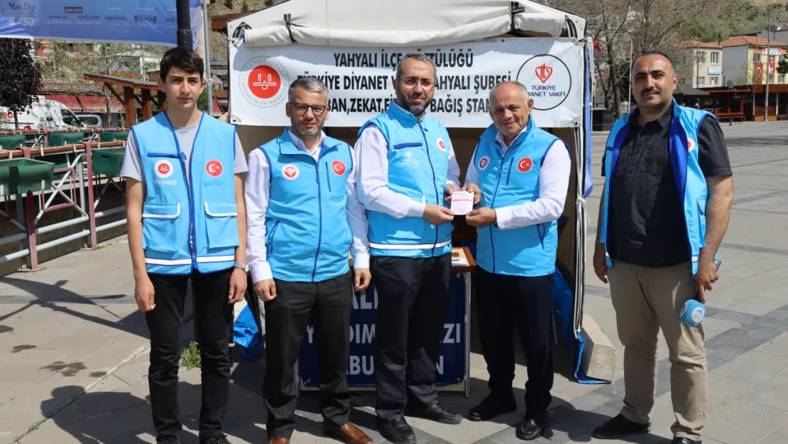 Başkan Esat Öztürk'ten Türkiye Diyanet Vakfı'na Kurban Bağışı ve Su Kuyusu Desteği