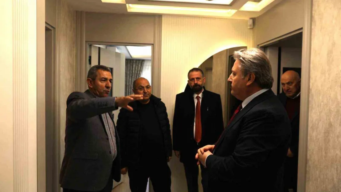 Başkan Palancıoğlu, Yıldırım Beyazıt Mahallesi'nde kentsel dönüşüm dairelerini inceledi