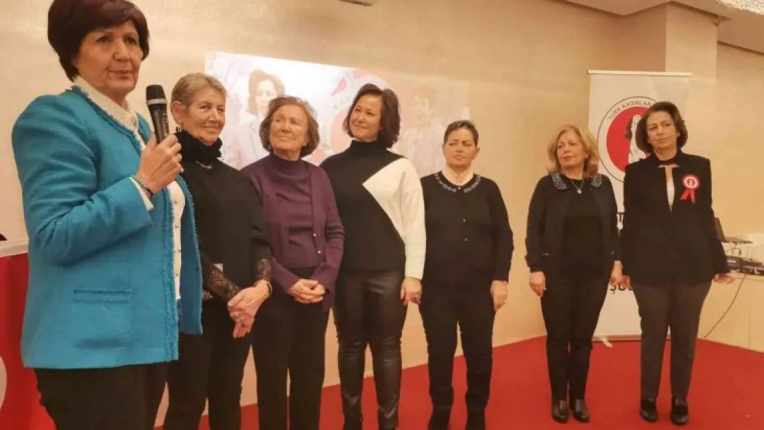 Başkan Uzunlu: 'Hepimizin cumhuriyete borcu var'