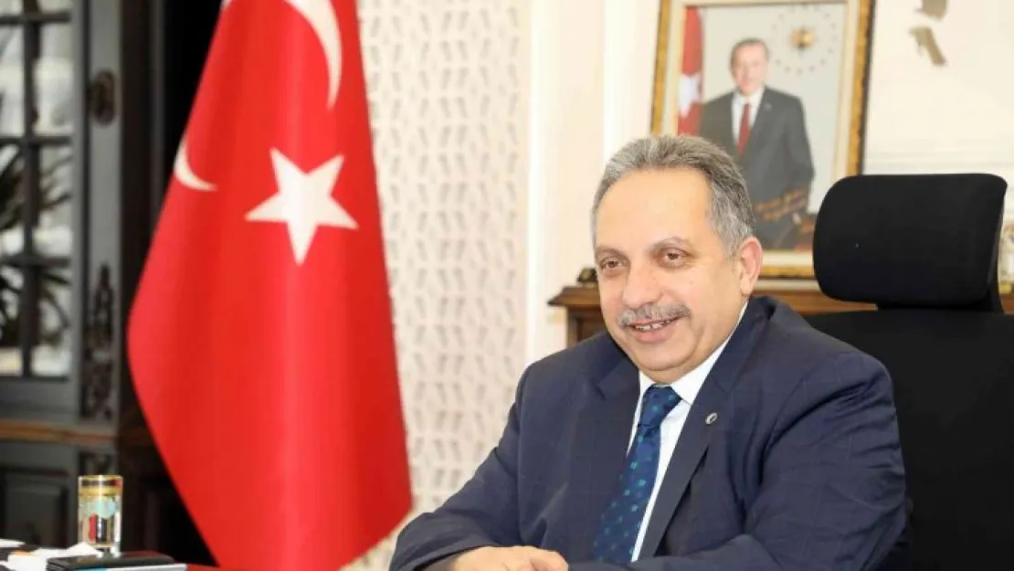 Başkan Yalçın: 'Millet olarak İstiklal Marşı'nı kendimize düstur edinmeliyiz'