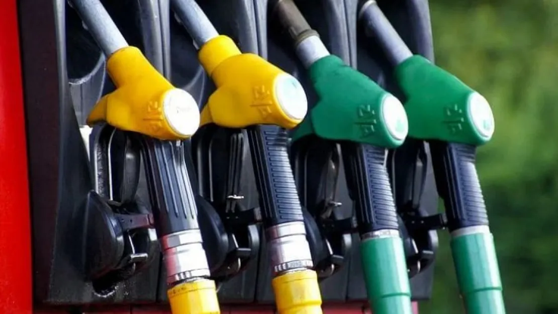 Benzine zam bekleniyor