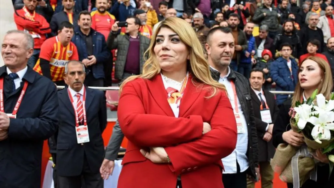 Berna Gözbaşı: '2022 yılında başarı çıtamızı yükselteceğiz'