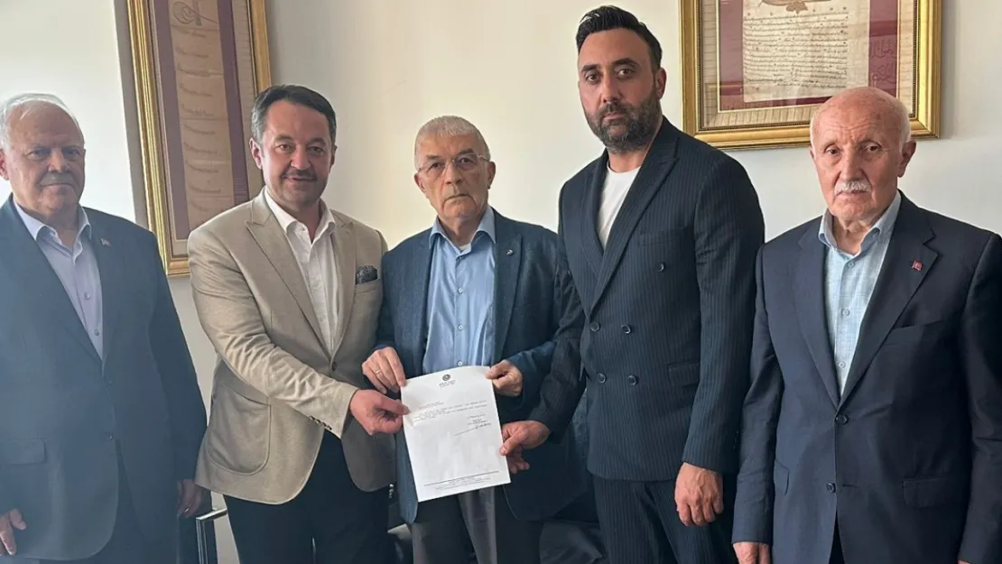 Birlik Vakfı Kayseri Şubesinde bayrak değişimi