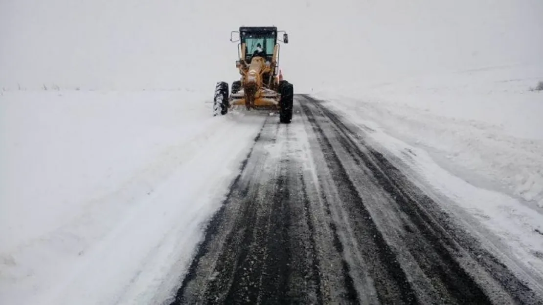 Bünyan'da yol çalışmaları devam ediyor