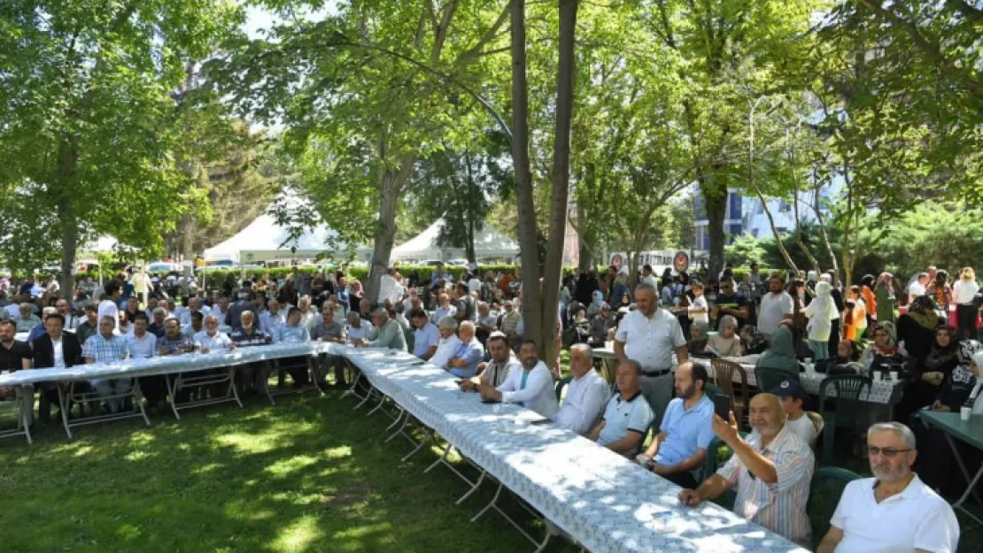 Büyükkılıç, İmam Hatipliler Derneği Aile Pikniği'ne Katıldı