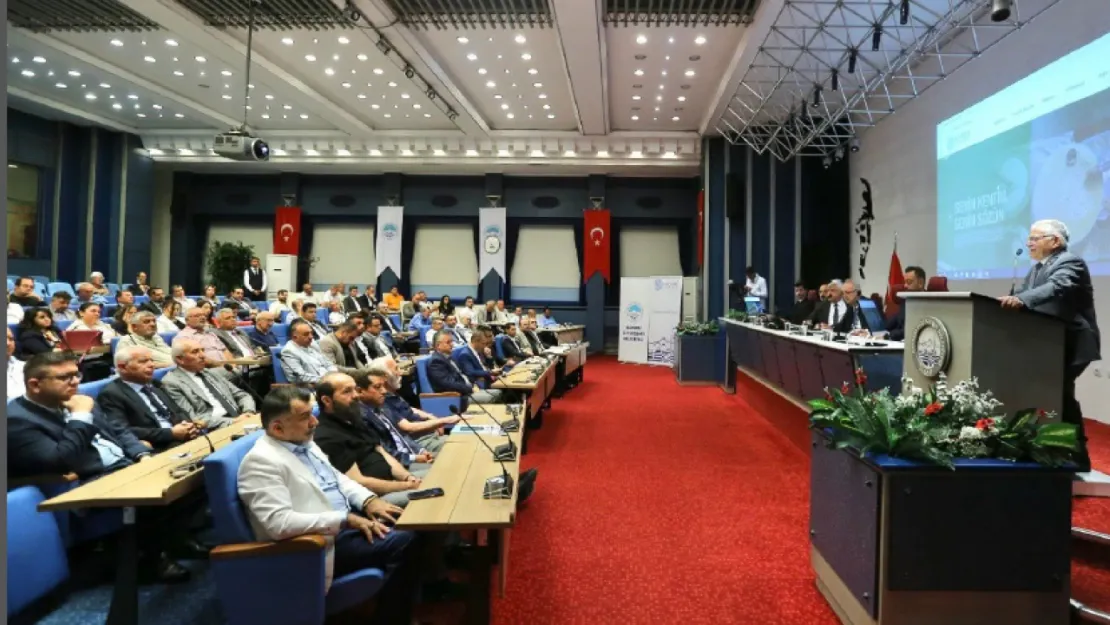 Büyükkılıç, Kent Konseyi'ne Projelerini Anlattı