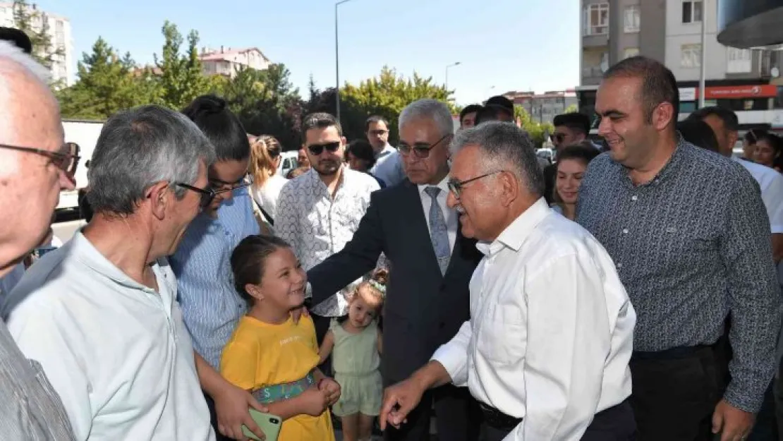 Büyükkılıç, Uluslararası Satranç Turnuvası'nda miniklerin heyecanına ortak oldu