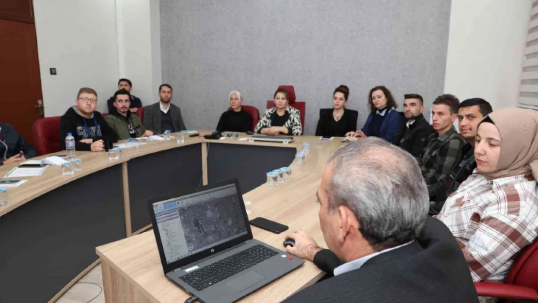 Büyükşehir personeline 'iletişim' eğitimi