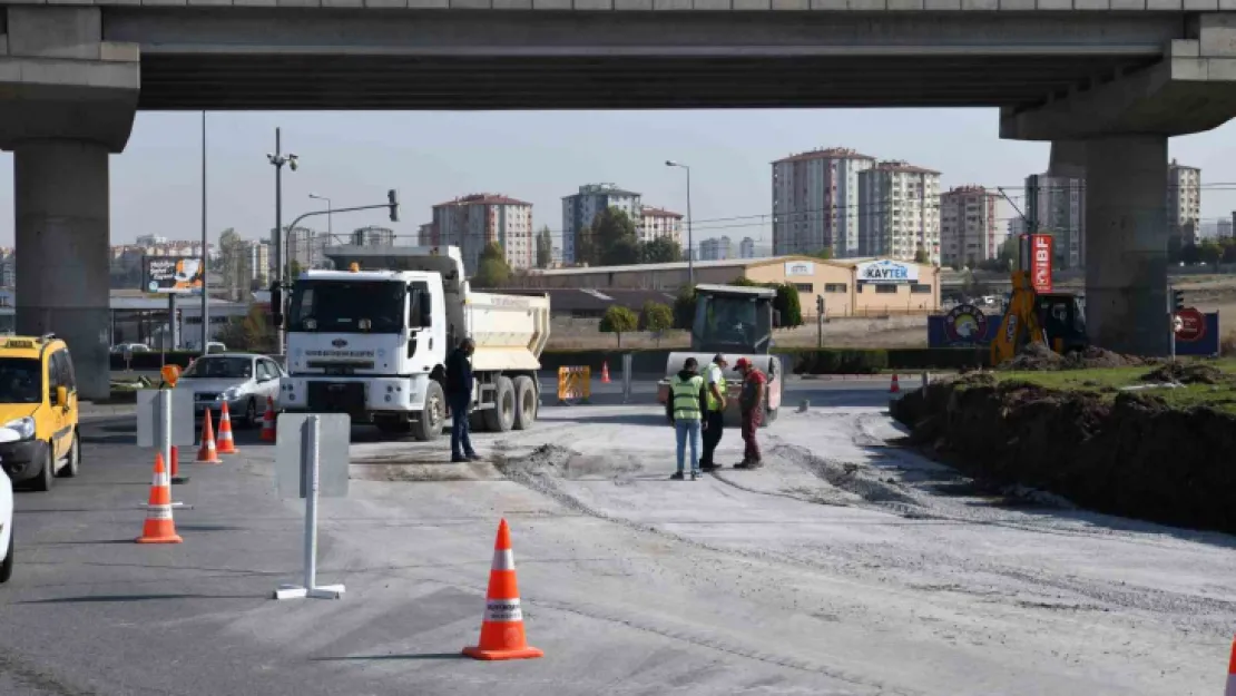 Mimarsinan Kavşağında 'stratejik' çalışma