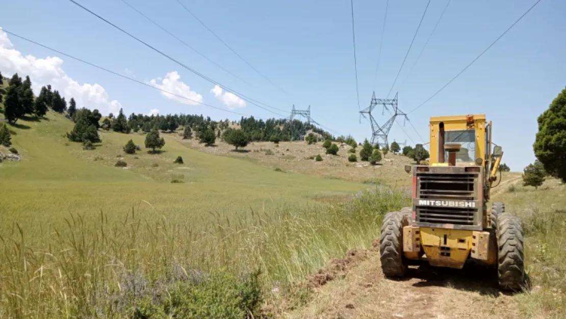 Büyükşehir'den kırsalda arazi ve yayla yollarında çalışma başlattı