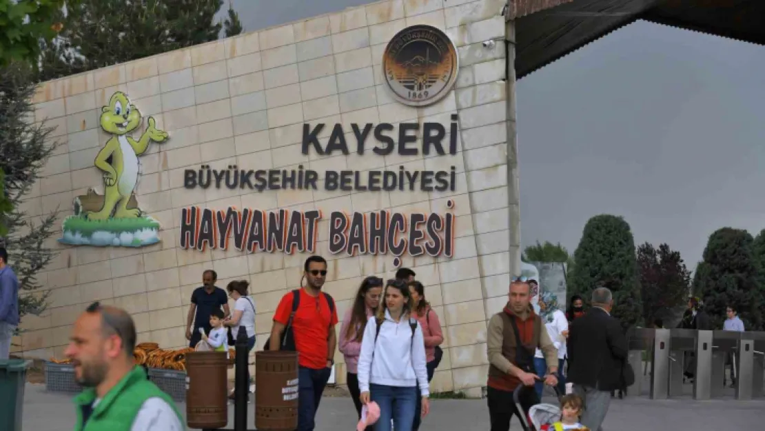 Hayvanat Bahçesini Kurban Bayramı'nda 65 bin kişi ziyaret etti