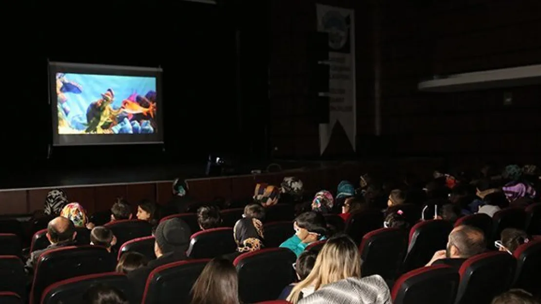 Büyükşehir'den 3D sinema şenliği