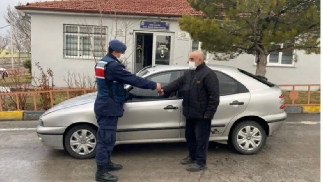 Çaldıkları otomobili oto tamircisine satmışlar