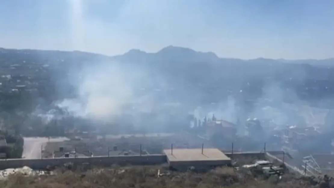 Çalılık alanda yangın: 40 dönüm arazi kül oldu