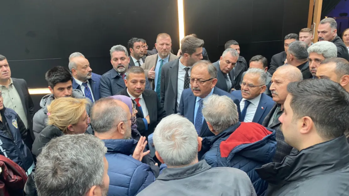 Çevre, İklim, Turizm ve Medya Konferansında Dinamit Fabrikası Tepkisi