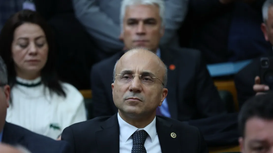 CHP'li Genç,, Sarız'ın Mollahüseyinler Köyünün GSM sorununu meclise taşıdı