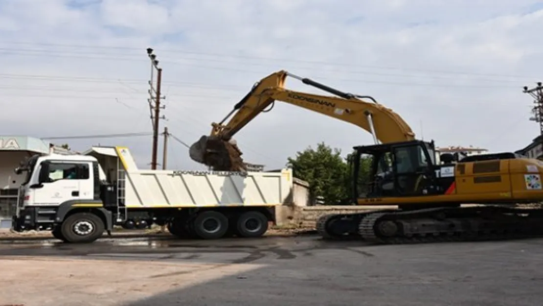 Çolakbayrakdar, &quotOrhan Gazi'yi yeniliyoruz"