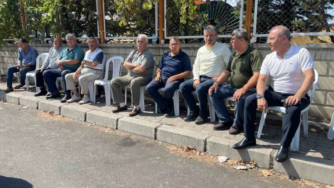 Çopuroğlu'ndan yanan fabrikanın sahiplerine 'geçmiş olsun' ziyareti