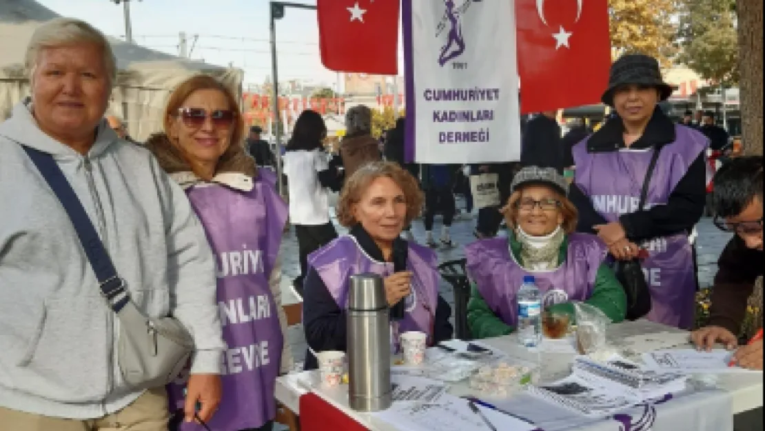 Cumhuriyet Kadınları Derneği: 'Medyada Kadın Temsili Sadece Sahte ve Olumsuz'