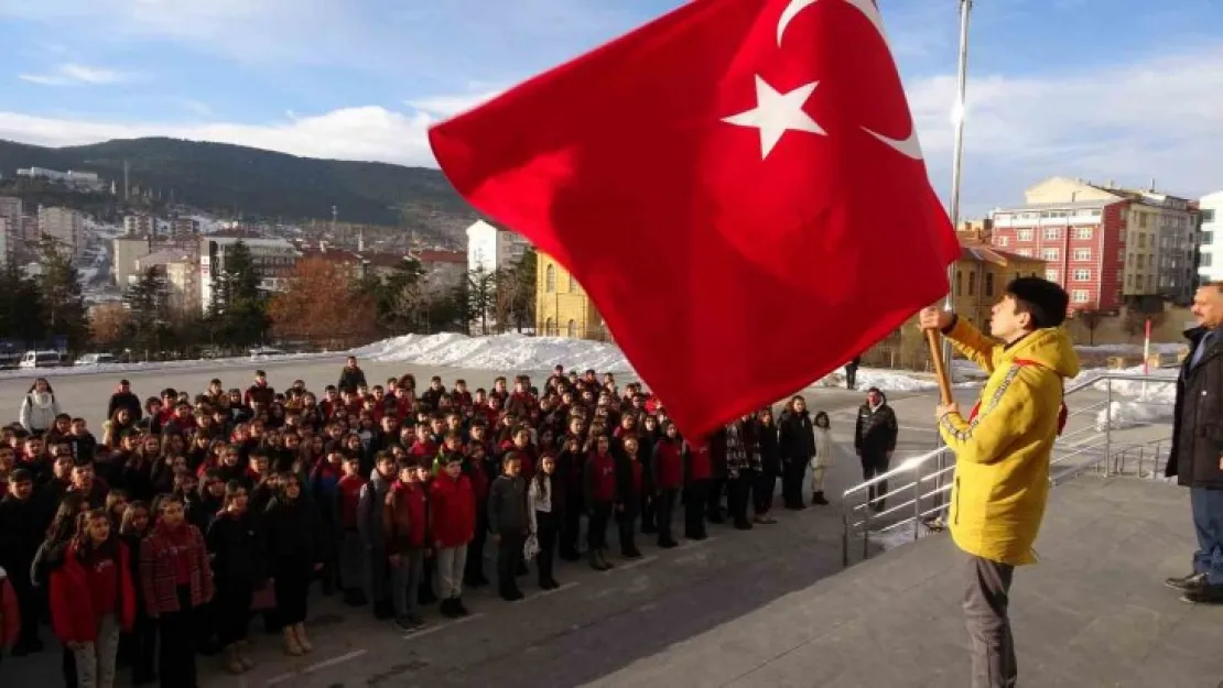 Depremzede öğrenciler sınıflara dağıtıldı