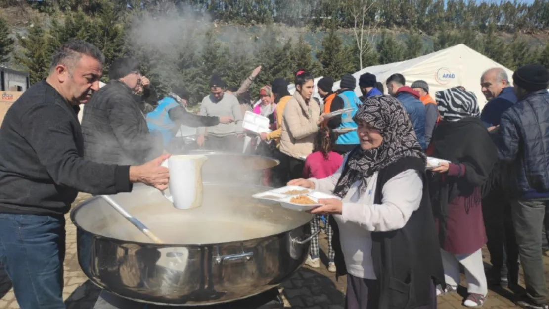 Develi'den Kahramanmaraş'ta aşevi desteği